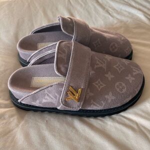 Monogram Slippers slides mules clogs 7.5
